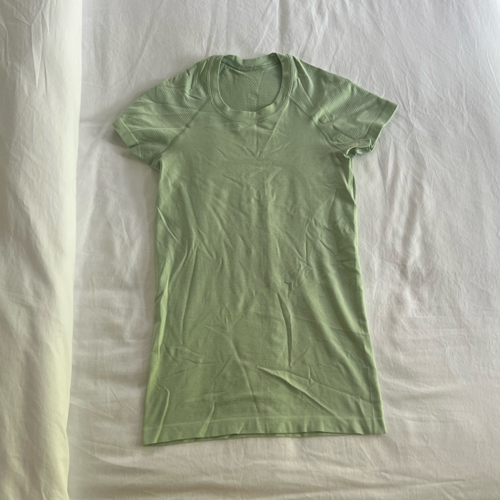 Lululemon Switfly Tech Short Sleeve